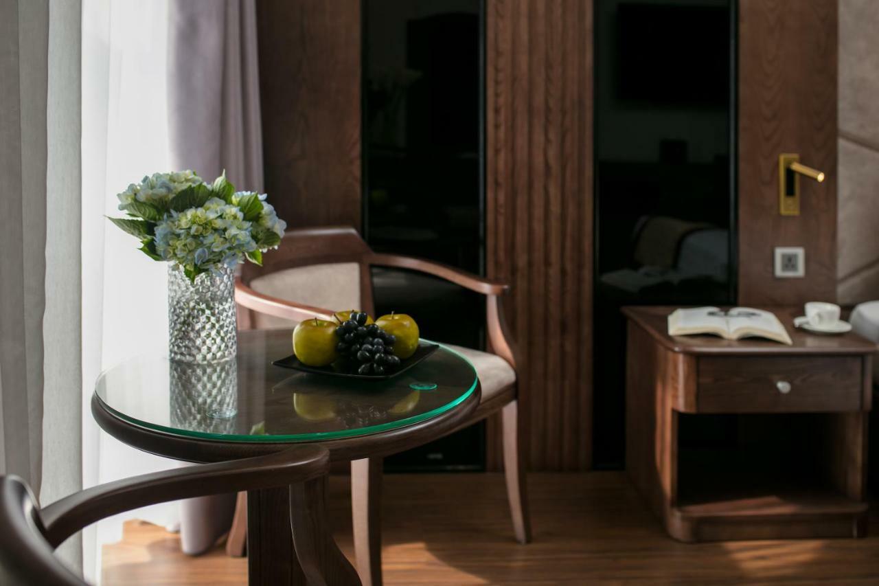 Halios Halong Hotel Ha Long Bagian luar foto
